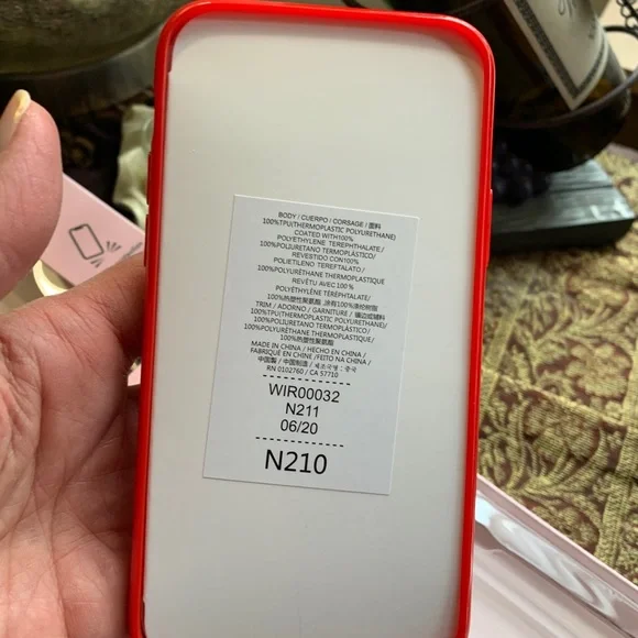 Authentic KATE SPADE Disney x print collection iPhone 11 Pro case - Picture 7 of 8